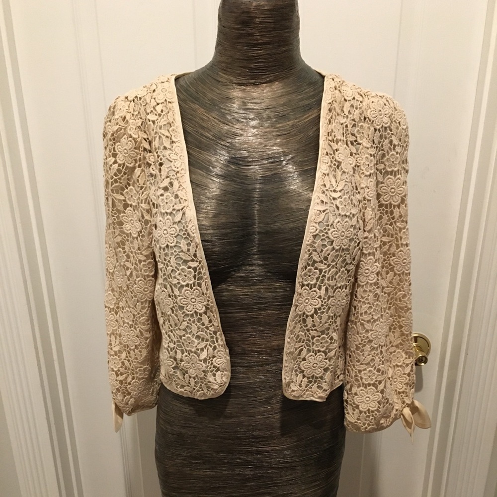 Juicy Couture small sweet lace crop jacket.